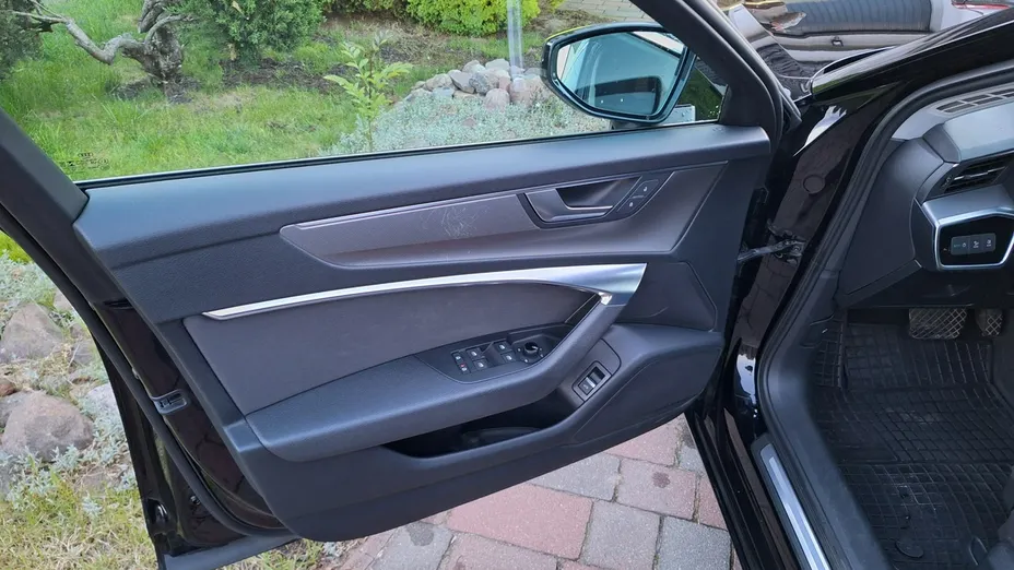 AUDI A6 Avant -