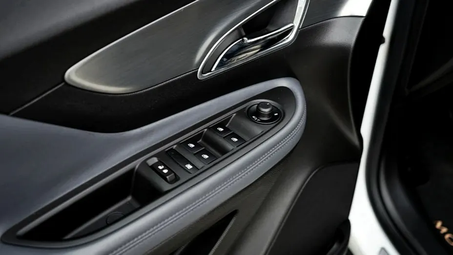 OPEL Mokka -