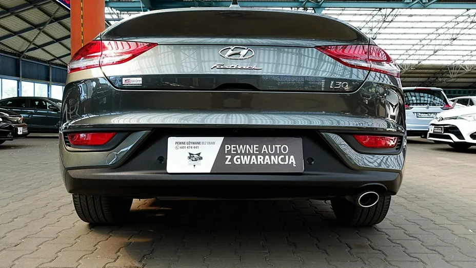 HYUNDAI i30 -