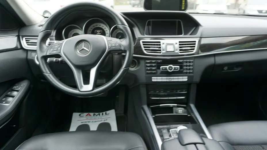 MERCEDES-BENZ E Klasa -
