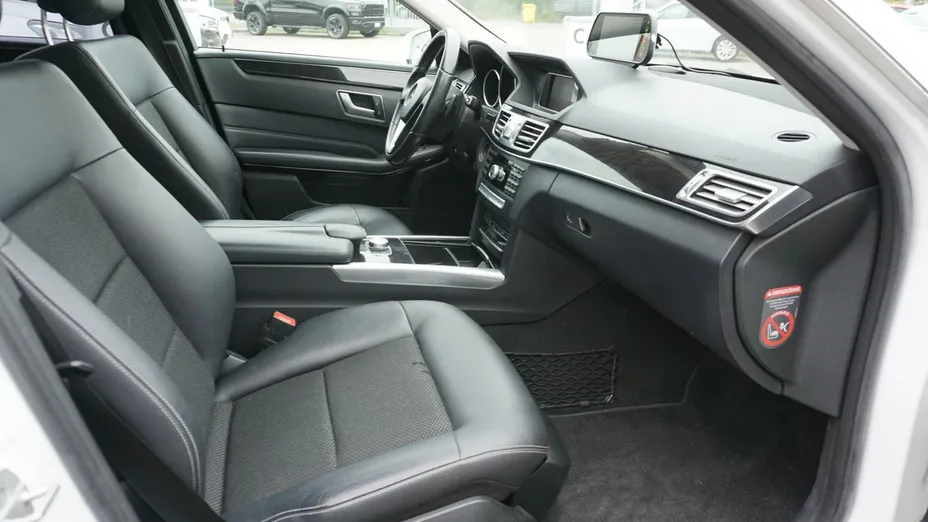 MERCEDES-BENZ E Klasa -