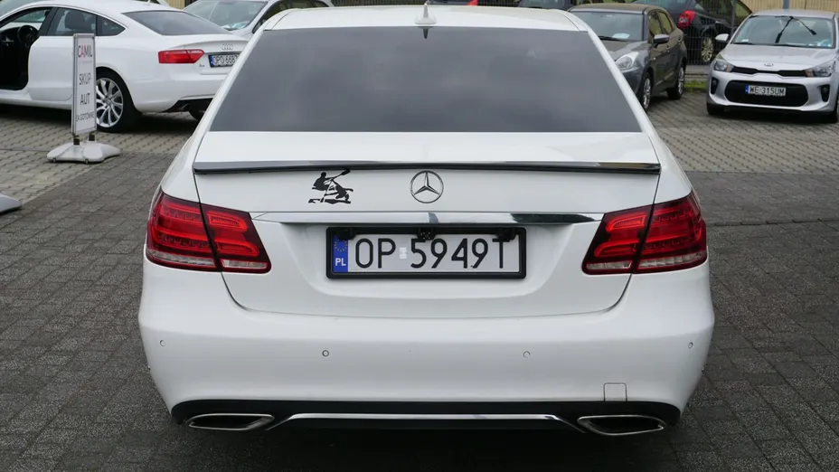MERCEDES-BENZ E Klasa -
