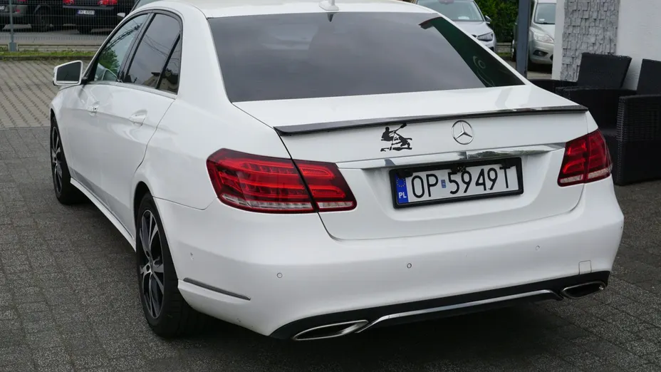 MERCEDES-BENZ E Klasa -