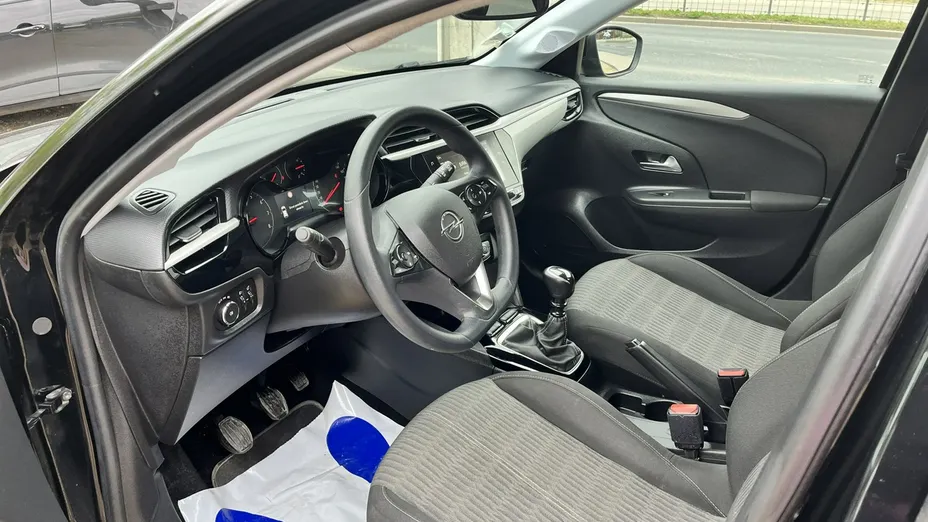 OPEL Corsa -