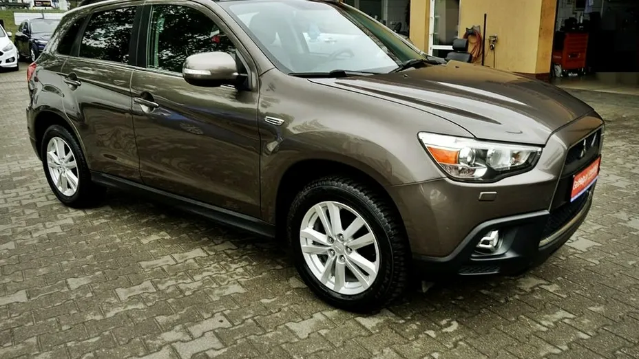 MITSUBISHI ASX -