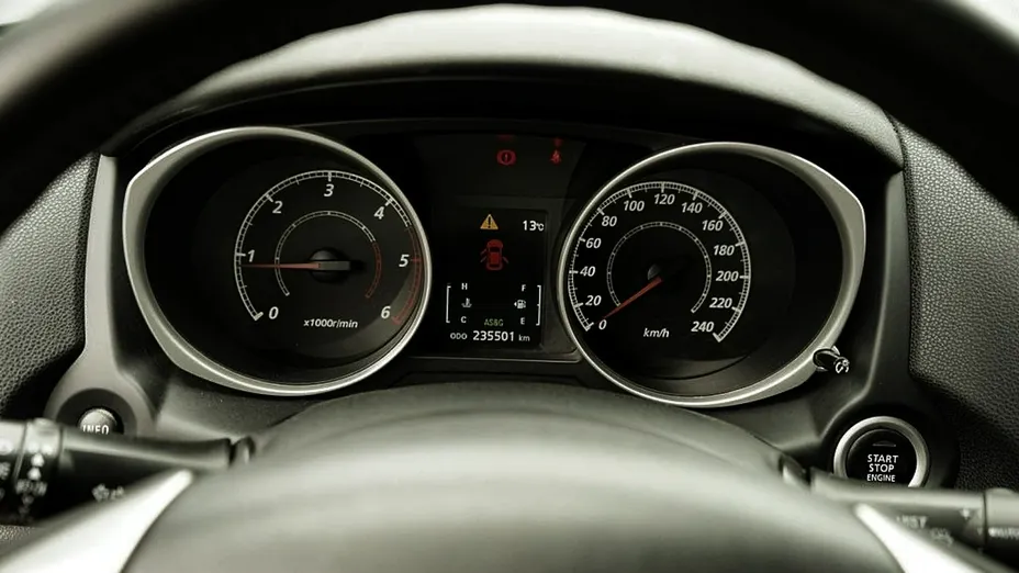MITSUBISHI ASX -