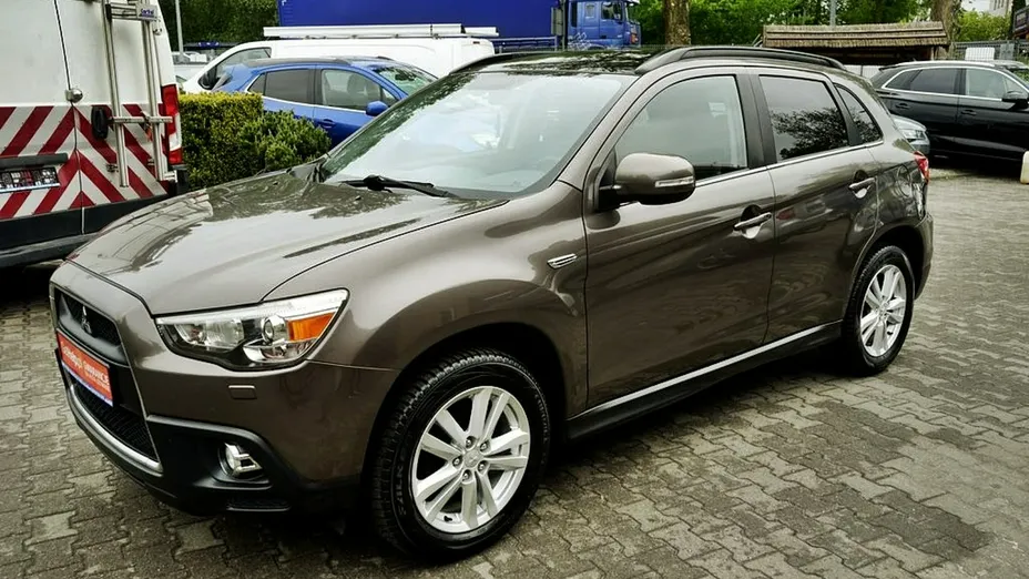 MITSUBISHI ASX -