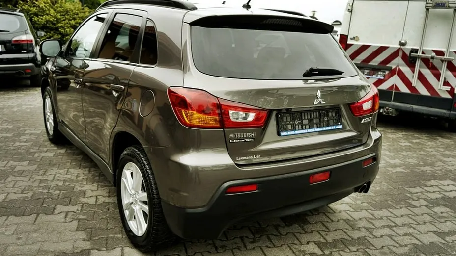 MITSUBISHI ASX -