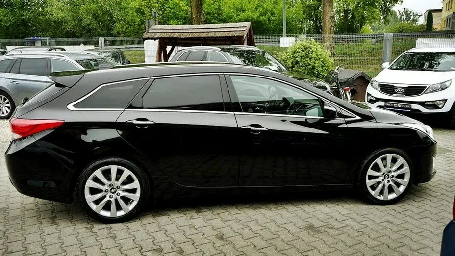 HYUNDAI i40 -