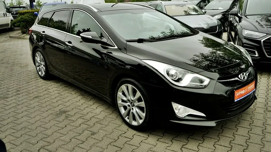 HYUNDAI i40 -