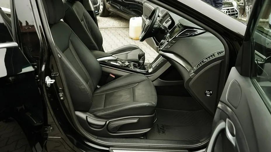 HYUNDAI i40 -