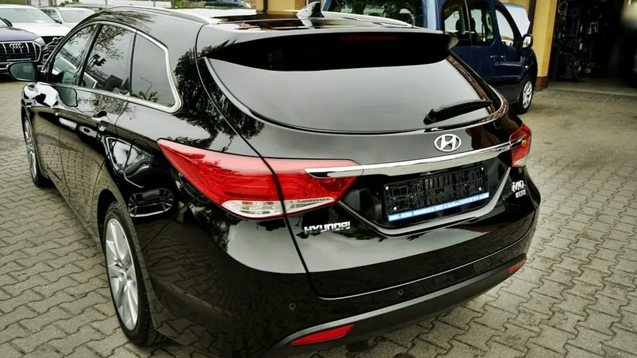 HYUNDAI i40 -