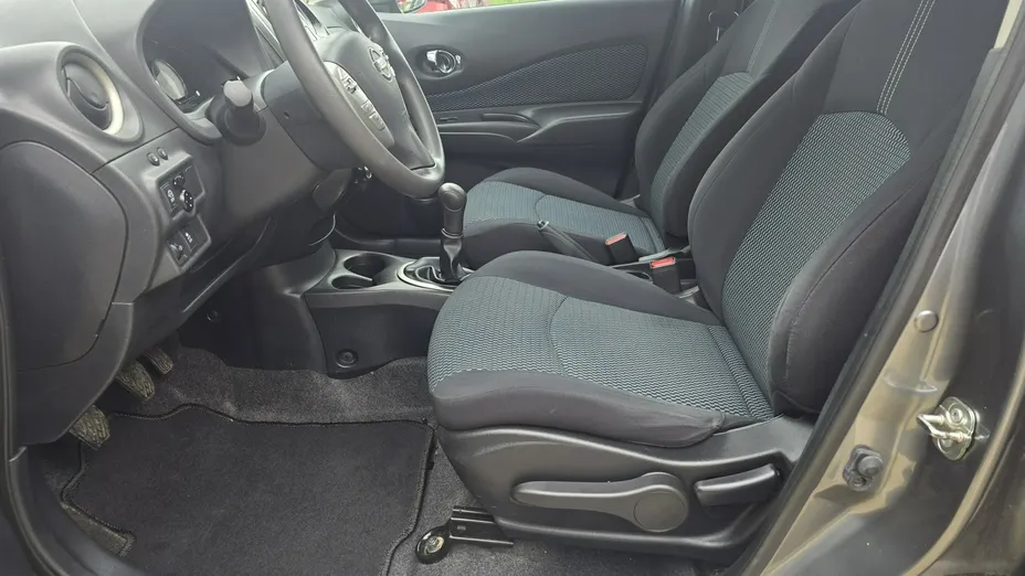 NISSAN Note -