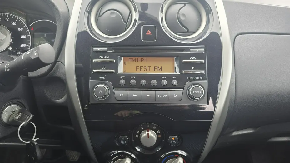 NISSAN Note -