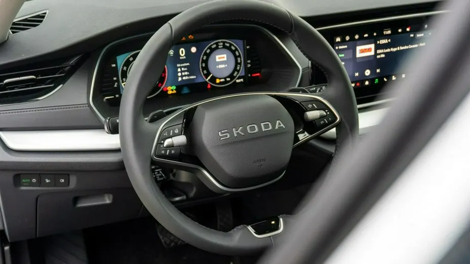 SKODA Octavia -