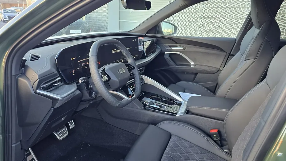 AUDI Q5 -