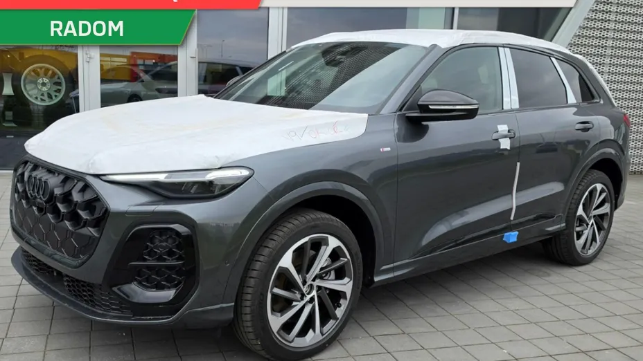 AUDI Q5 -