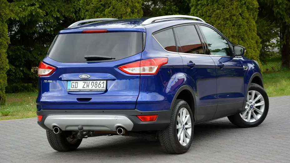 FORD Kuga -