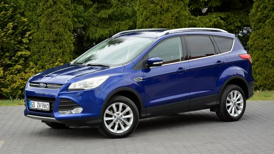 FORD Kuga -