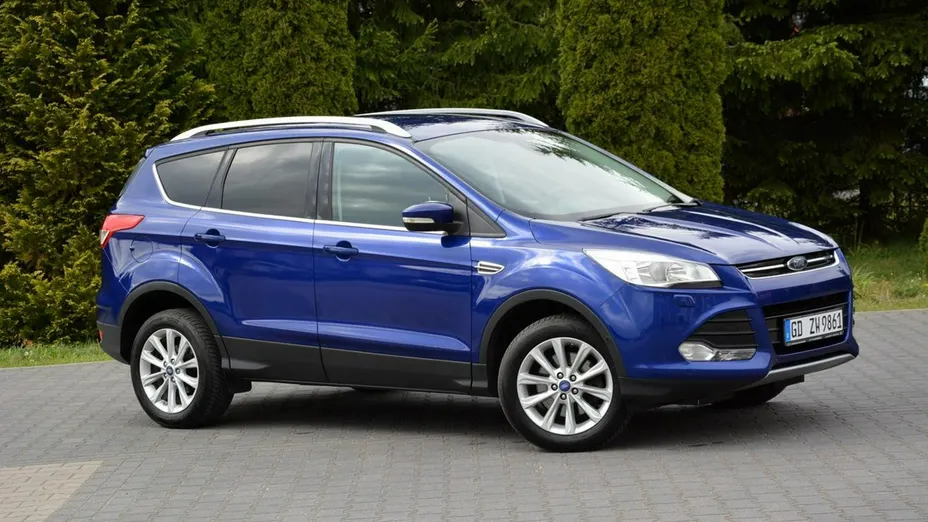 FORD Kuga -