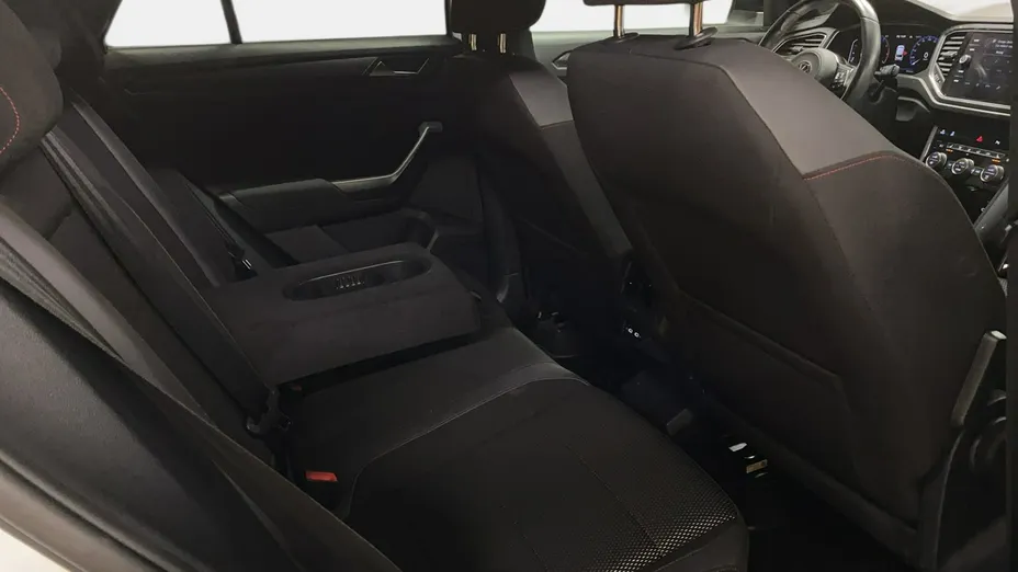 VOLKSWAGEN T-ROC -
