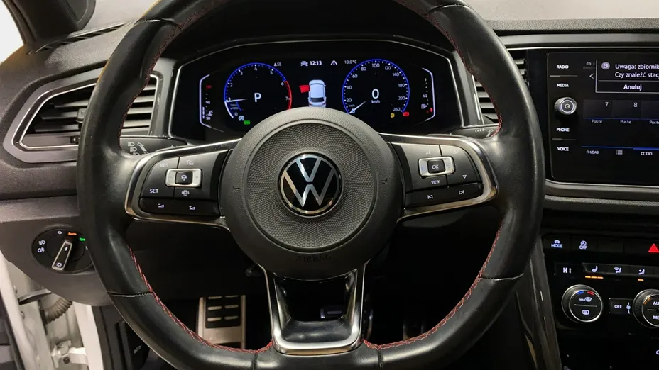 VOLKSWAGEN T-ROC -
