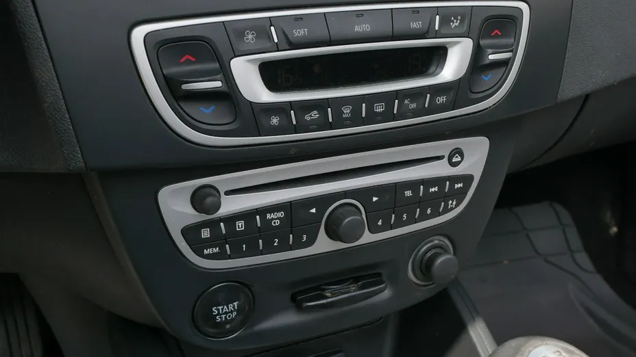 RENAULT Megane -