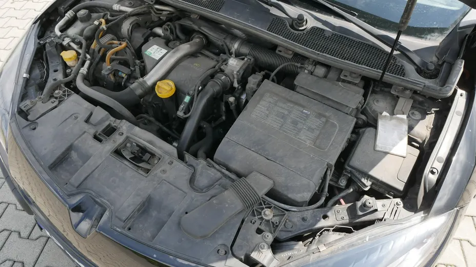 RENAULT Megane -
