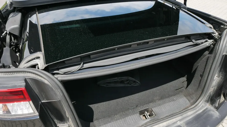 RENAULT Megane -