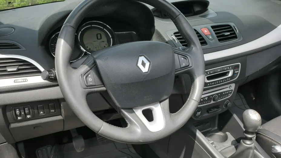 RENAULT Megane -