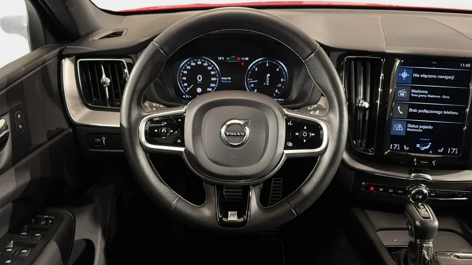 VOLVO XC60 -