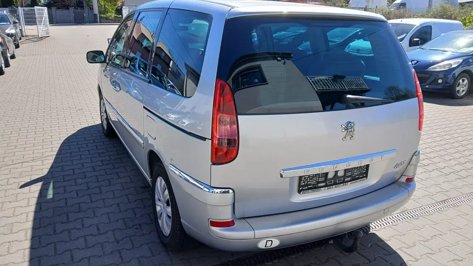 PEUGEOT 807 -