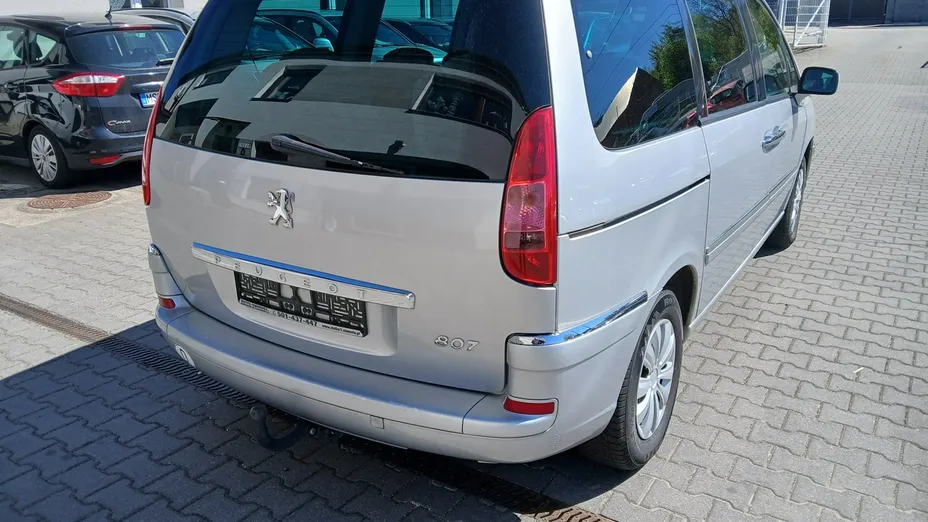 PEUGEOT 807 -