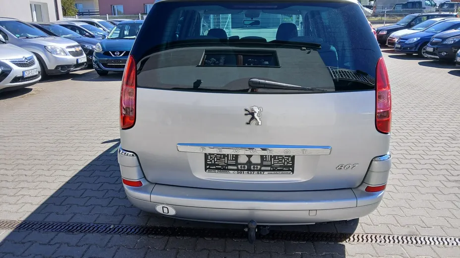 PEUGEOT 807 -