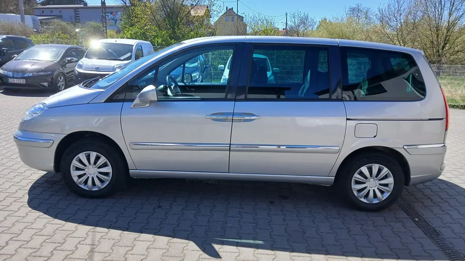 PEUGEOT 807 -
