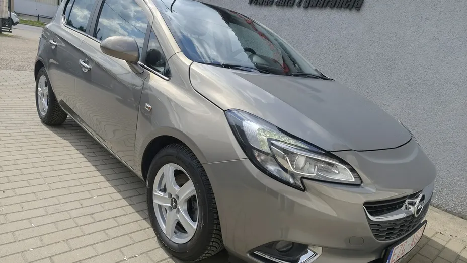 OPEL Corsa -