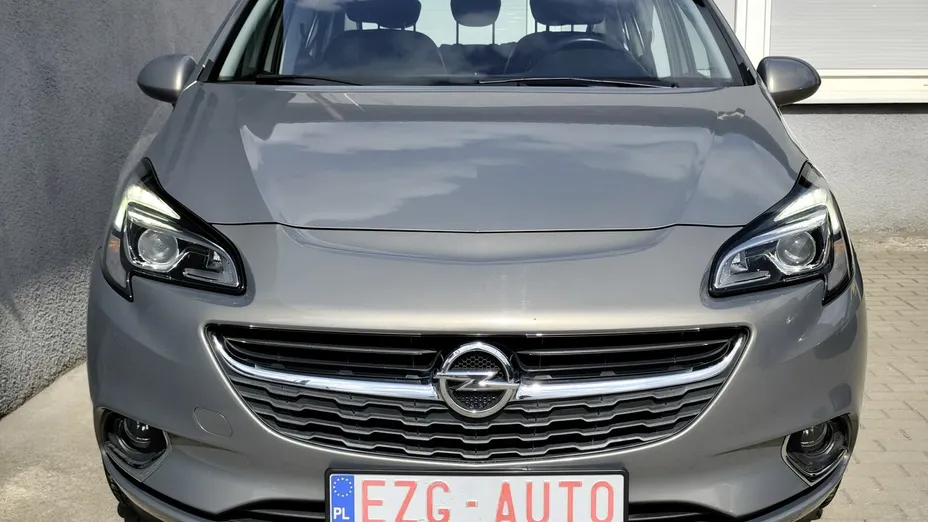 OPEL Corsa -