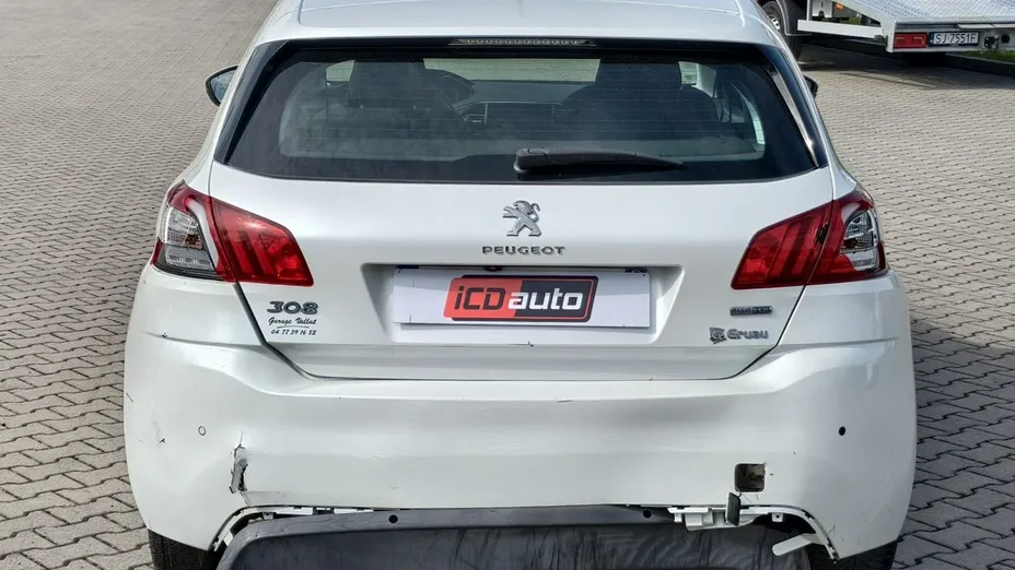 PEUGEOT 308 -