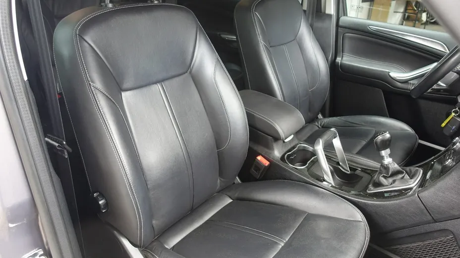 FORD S-MAX -