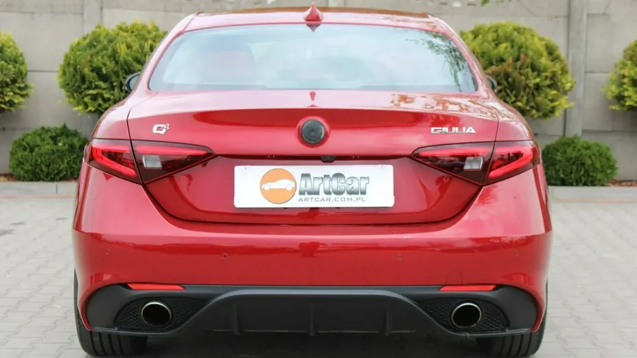 ALFA ROMEO Giulia -