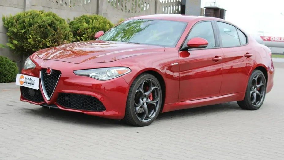 ALFA ROMEO Giulia -