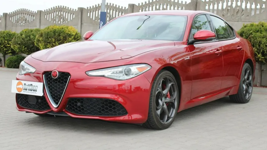 ALFA ROMEO Giulia -