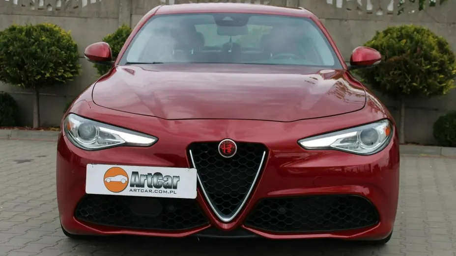 ALFA ROMEO Giulia -