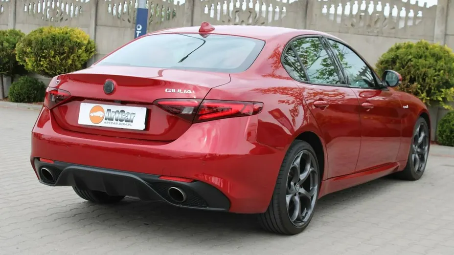 ALFA ROMEO Giulia -