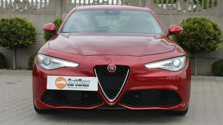 ALFA ROMEO Giulia -
