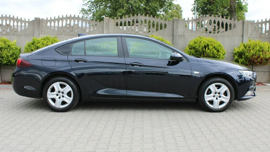 OPEL Insignia -