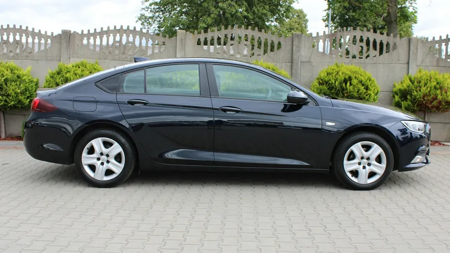 OPEL Insignia -