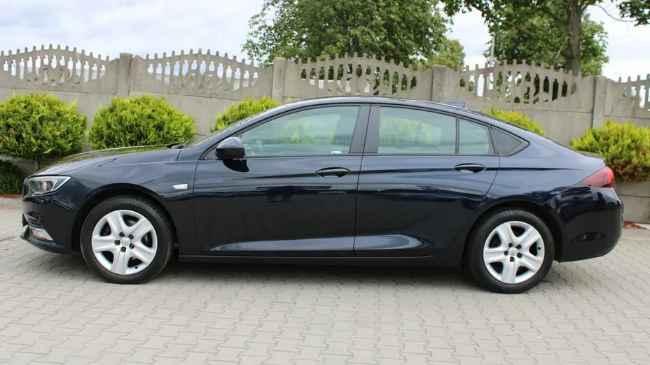 OPEL Insignia -