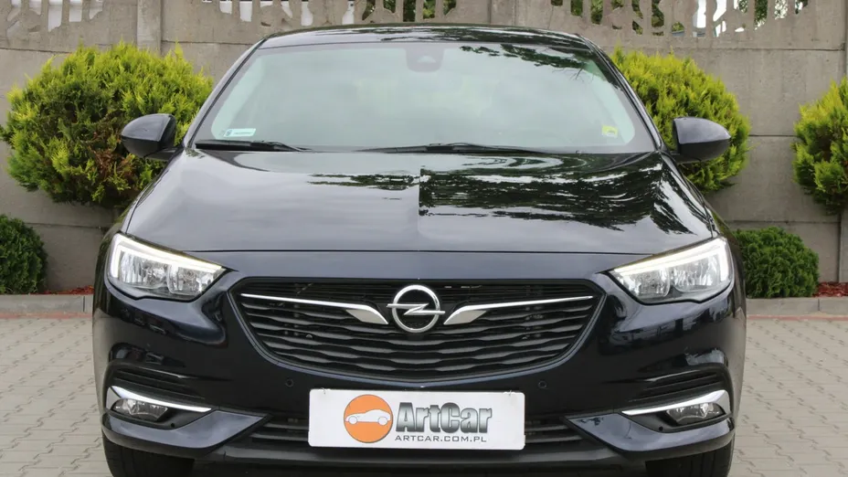 OPEL Insignia -