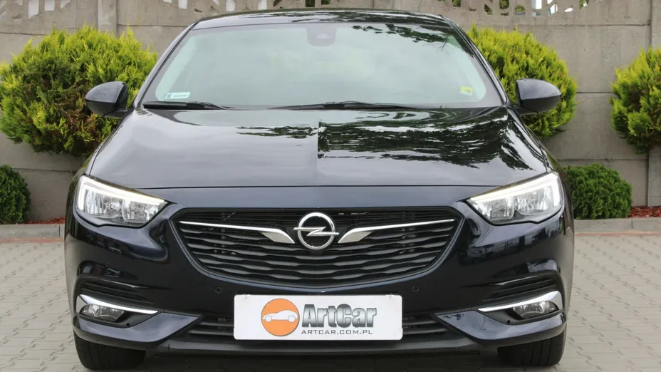 OPEL Insignia -